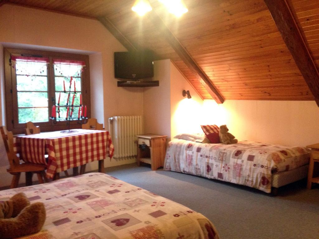 Hotel La Tapia Autrans-Meaudre-en-Vercors Habitación foto