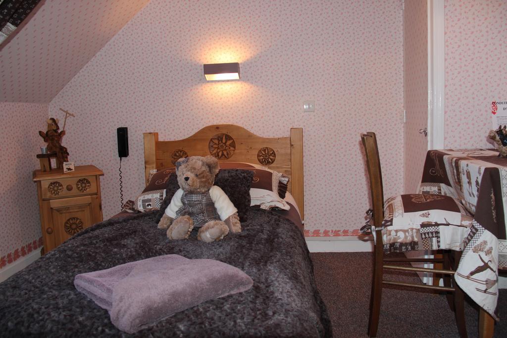 Hotel La Tapia Autrans-Meaudre-en-Vercors Habitación foto